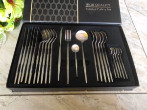 cutlery set with a box
